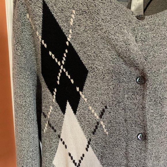 Liz Claiborne Argyle Sweater - Picture 3 of 6